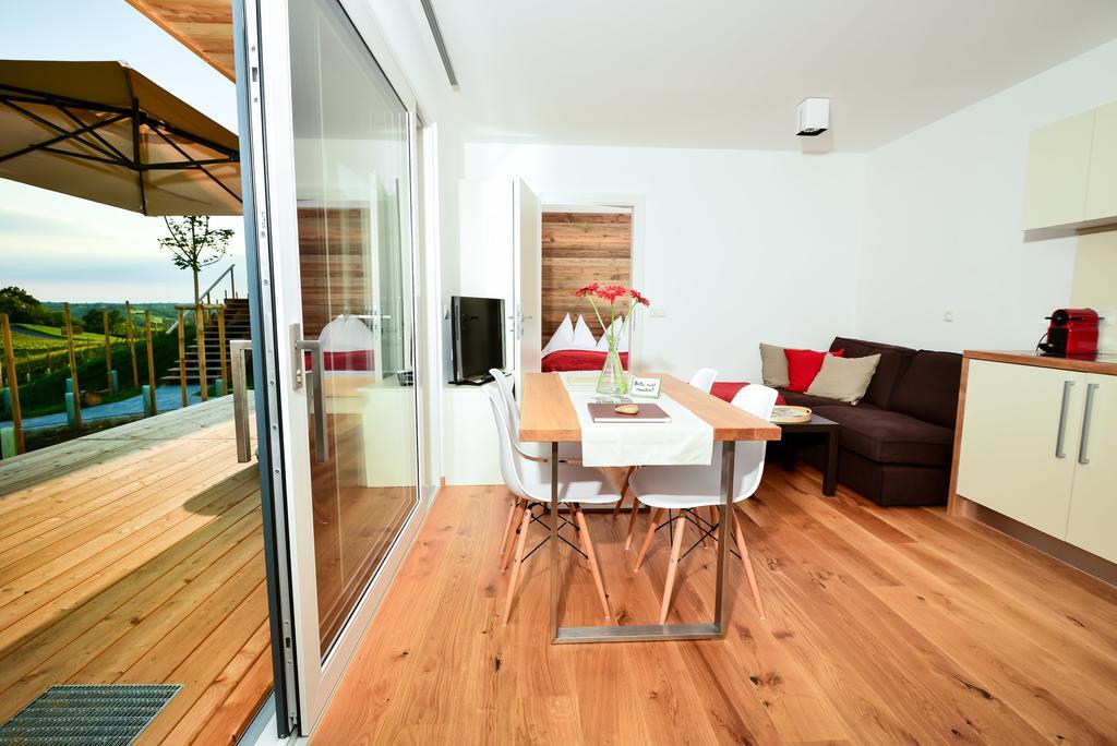 Weingarten-Resort Unterlamm Loipersdorf - Adults Only Екстериор снимка