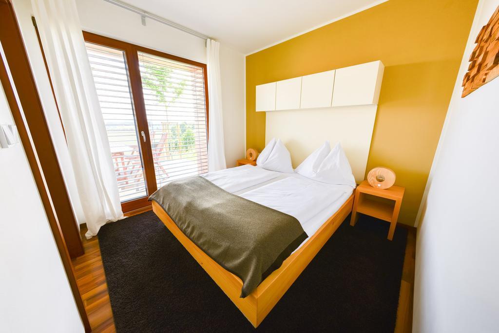 Weingarten-Resort Unterlamm Loipersdorf - Adults Only Екстериор снимка